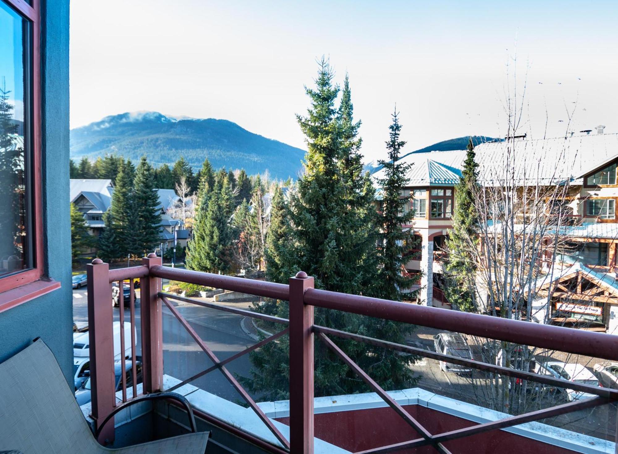 Alpenglow Lodge Family & Work Retreat By Mva Whistler Exterior photo